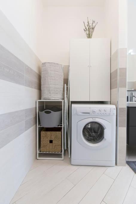 Charmy & Cozy Panoramic Flat 50M From M4 Stop Milan Luaran gambar